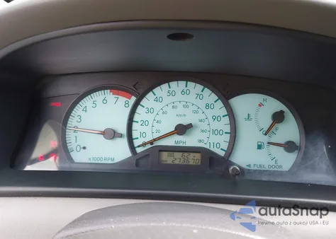 2004 Toyota Corolla Le из США, поврежденный, VIN 1NXBR32E24Z325610